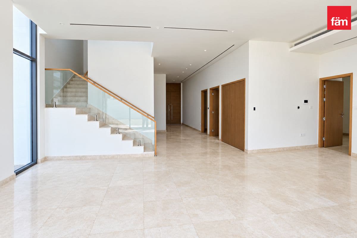 4 bedroom villa in Opal Gardens, photograph 4 of 20
