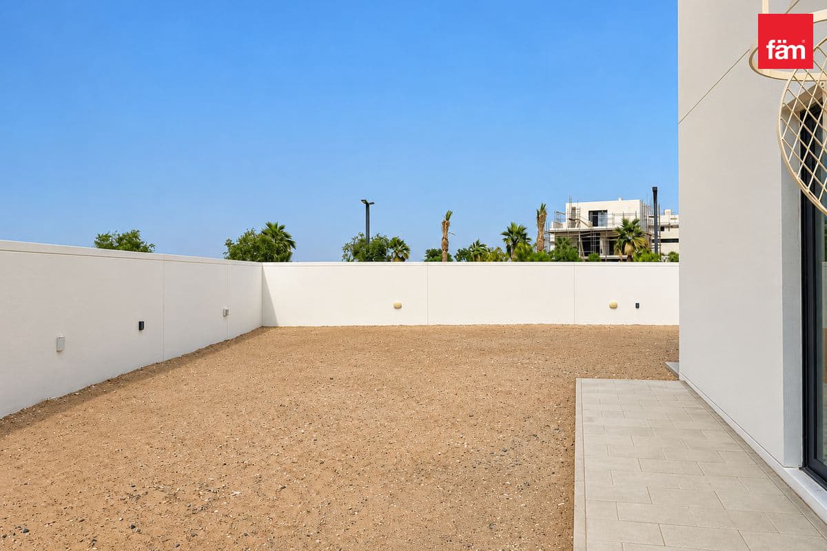 4 bedroom villa in Opal Gardens, photograph 15 of 20