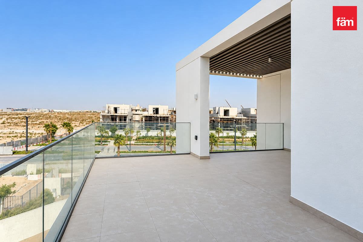 4 bedroom villa in Opal Gardens, photograph 3 of 20