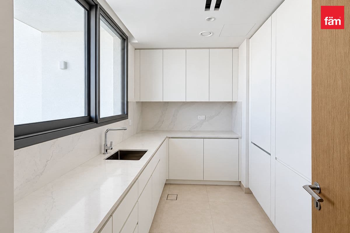 4 bedroom villa in Opal Gardens, photograph 7 of 20