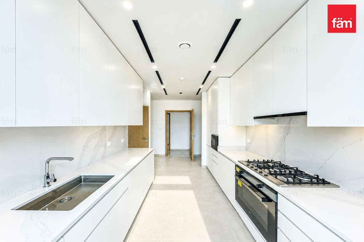 4 bedroom villa in Opal Gardens, photograph 7 of 20