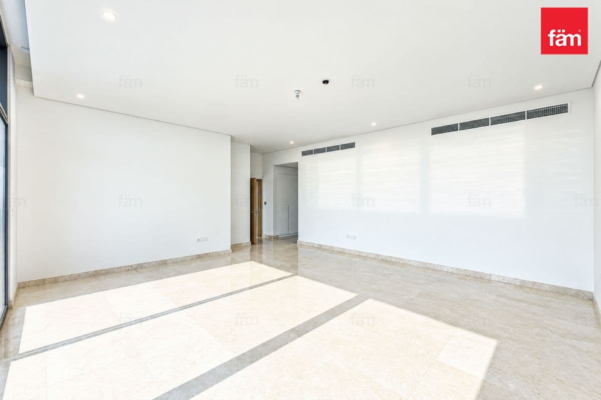 4 bedroom villa in Opal Gardens, photograph 9 of 20