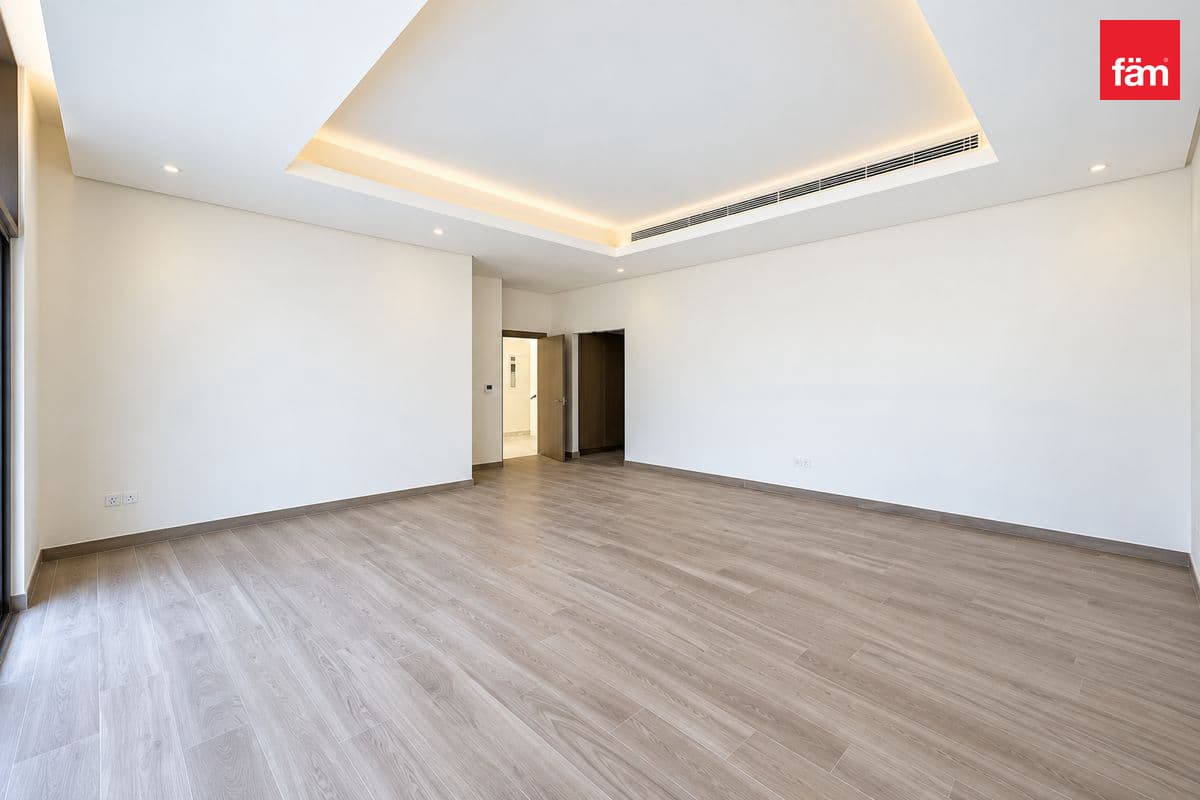 4 bedroom villa in Opal Gardens, photograph 3 of 13
