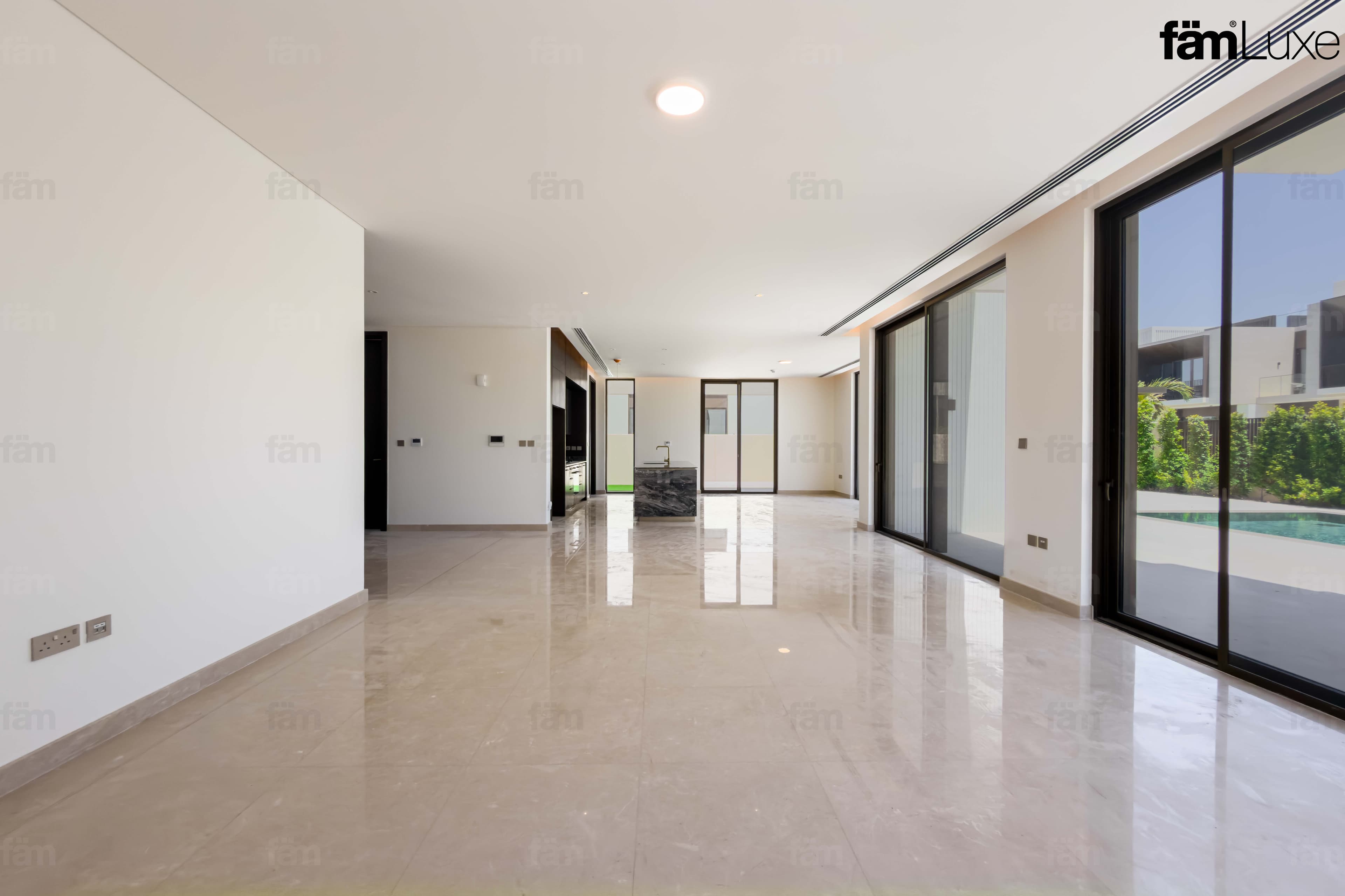 5 bedroom villa in Palm Hills, photograph 7 of 20