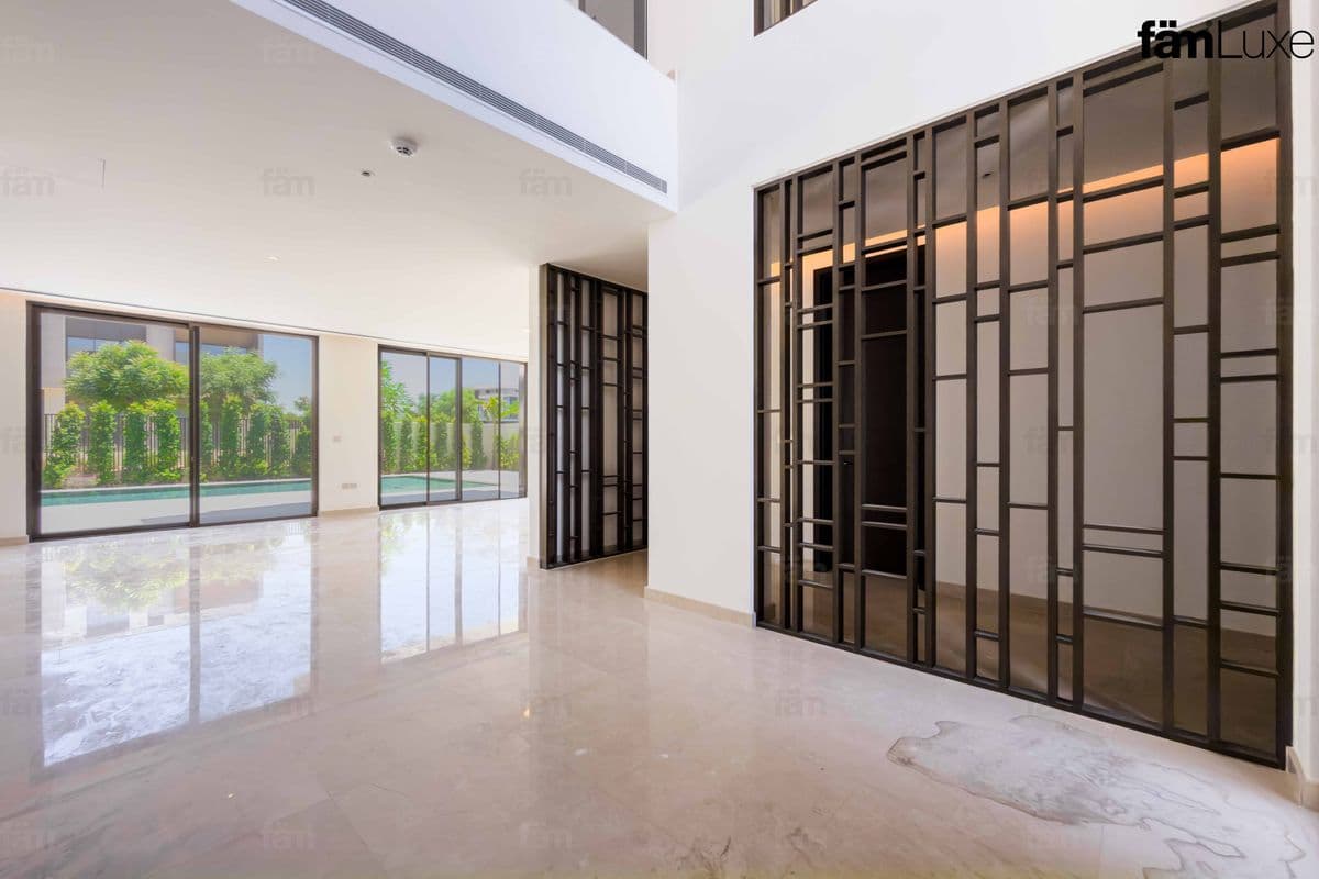 5 bedroom villa in Palm Hills, photograph 5 of 20