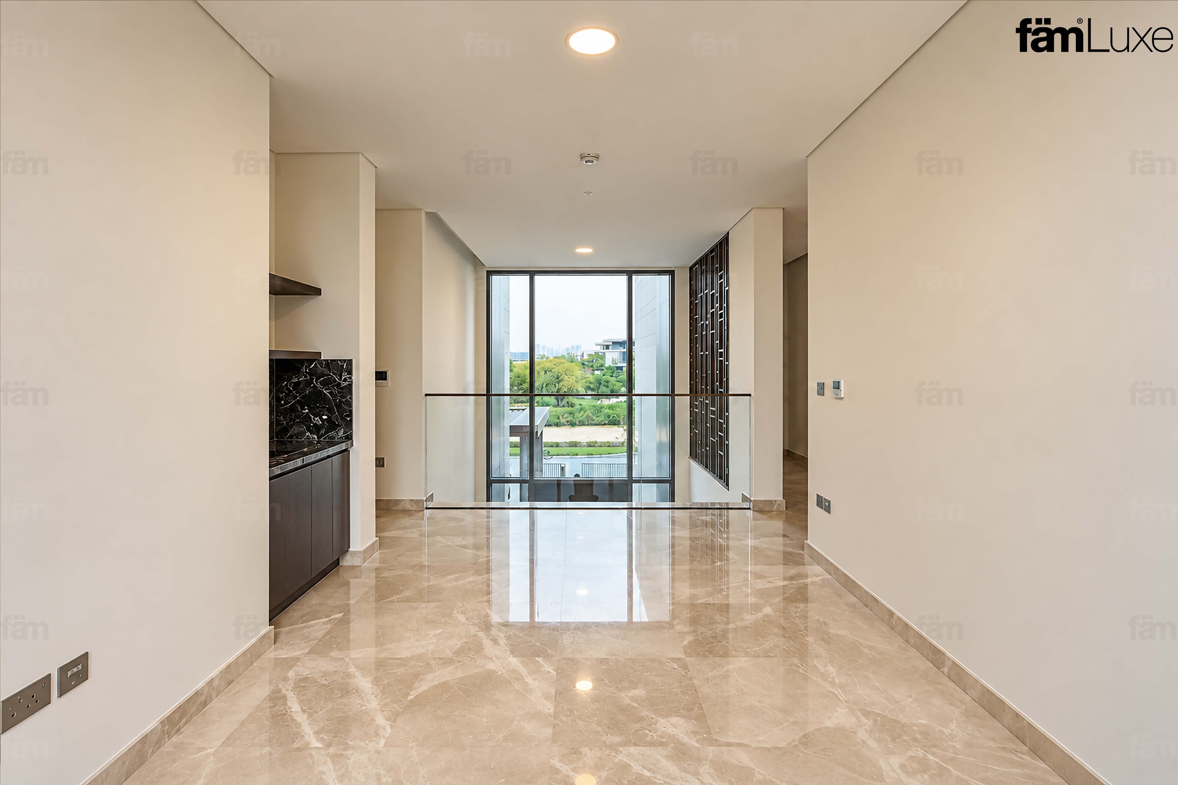 5 bedroom villa in Palm Hills, photograph 12 of 20