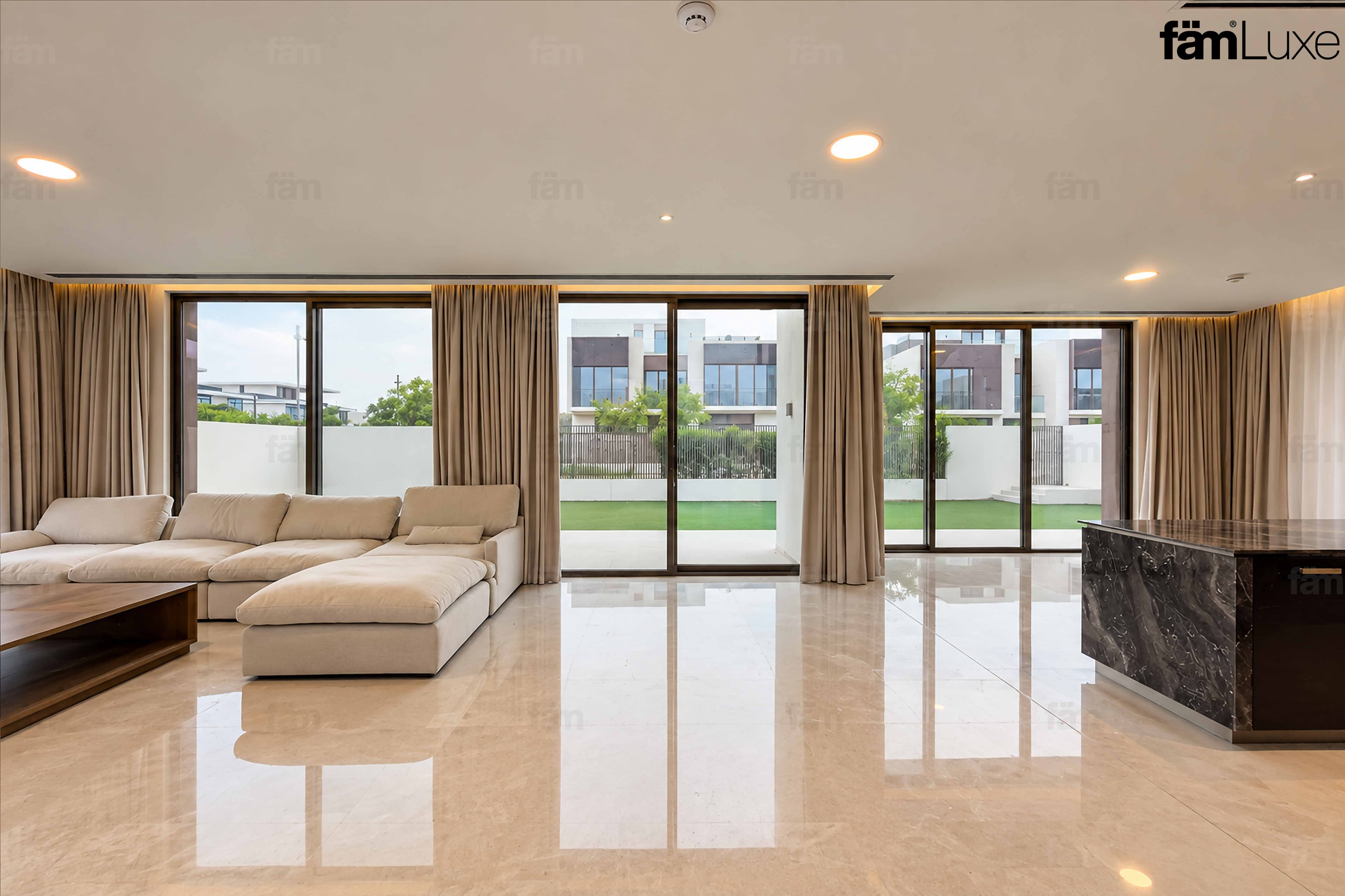 5 bedroom villa in Palm Hills, photograph 5 of 20