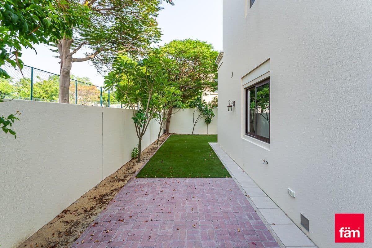 5 bedroom villa in Palma, photograph 12 of 14