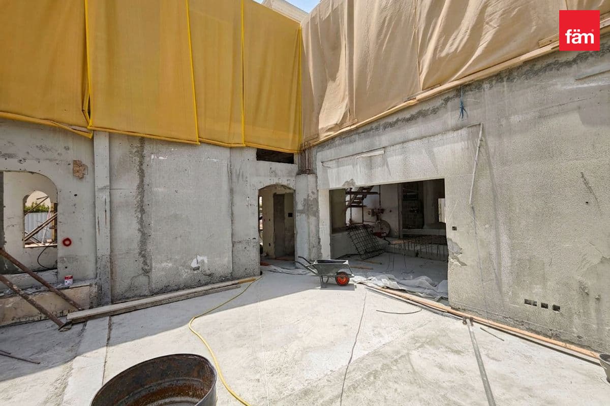 6 bedroom villa in Polo Homes, photograph 10 of 19