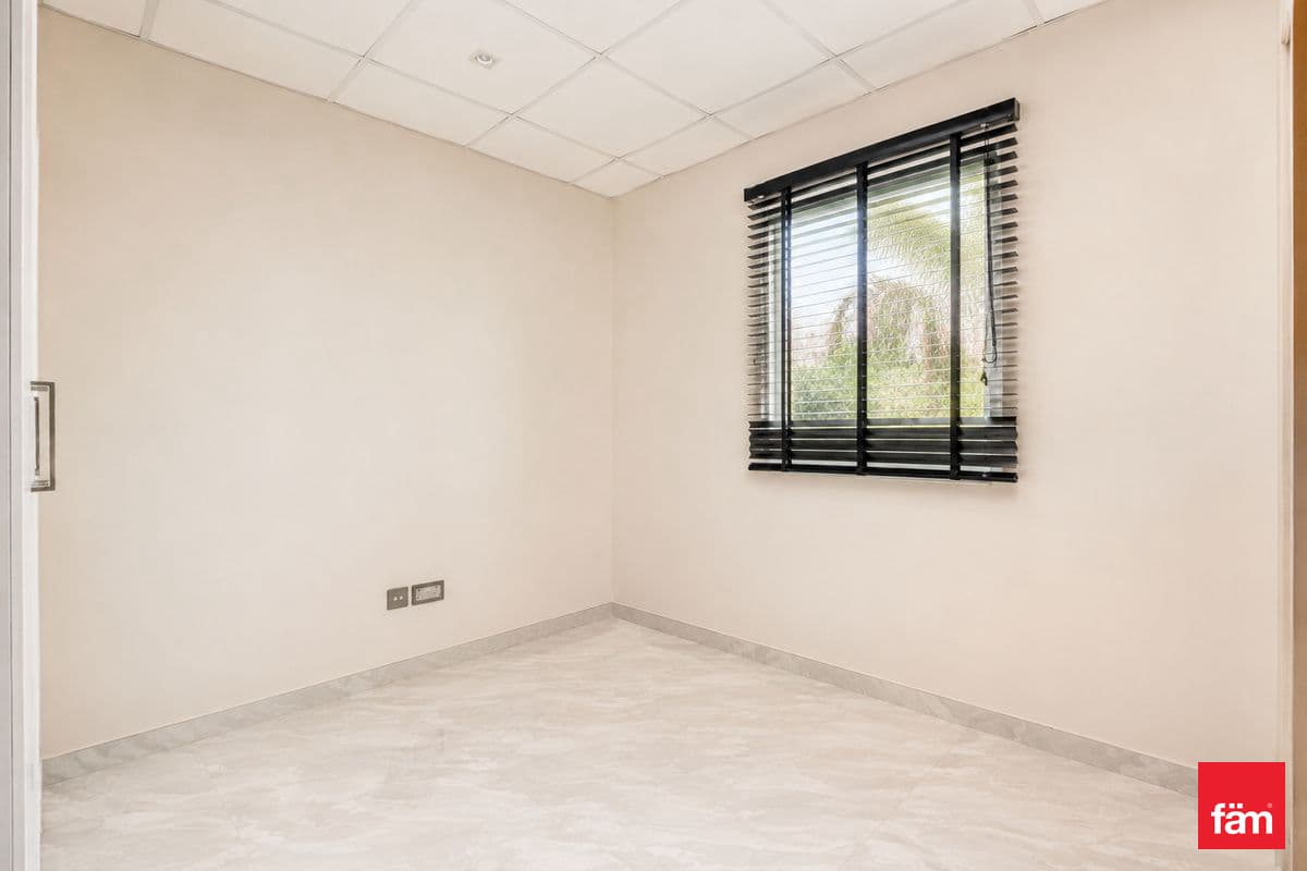 6 bedroom villa in Quortaj, photograph 19 of 20
