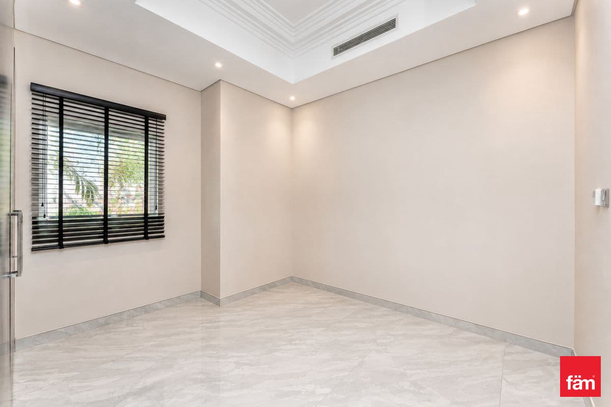 6 bedroom villa in Quortaj, photograph 20 of 20
