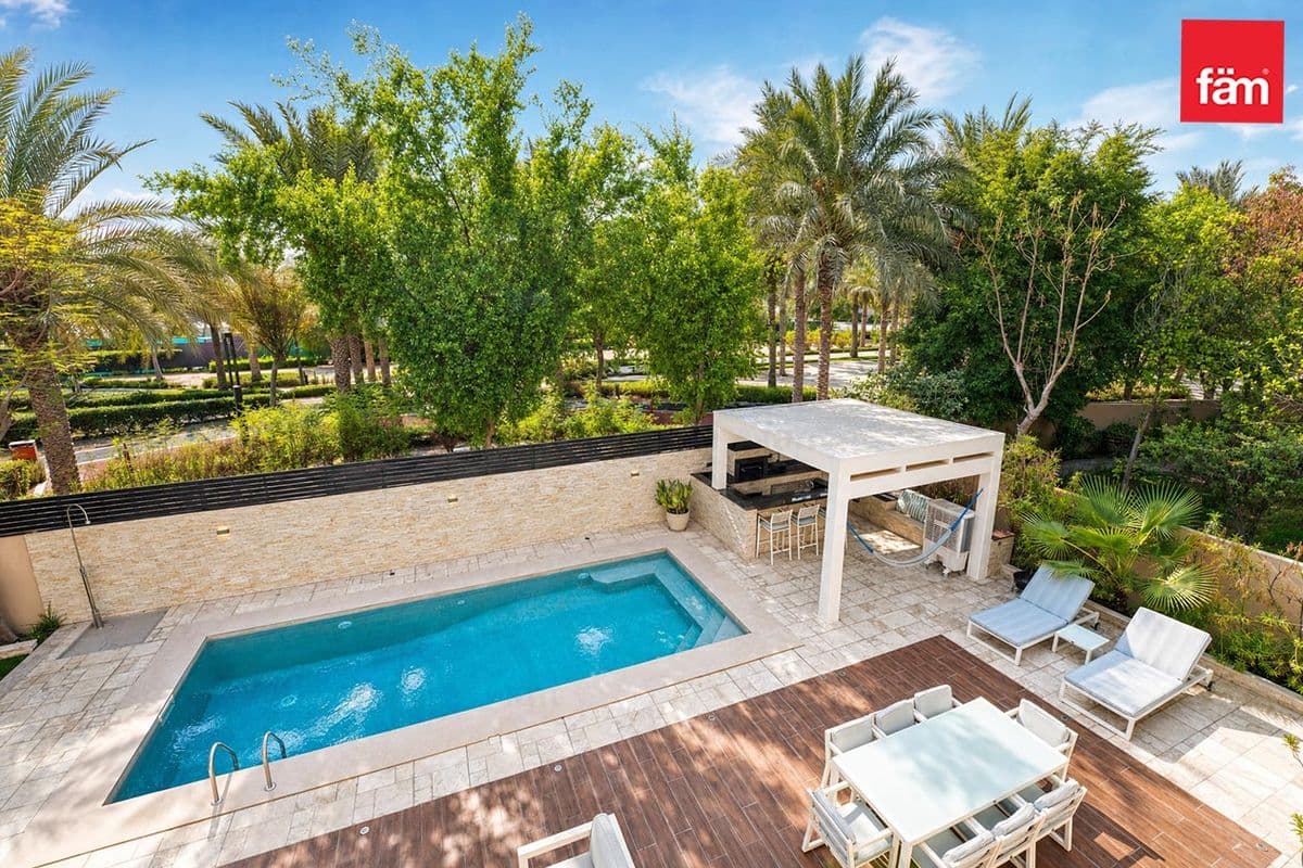 5 bedroom villa in Rahat, photograph 6 of 20