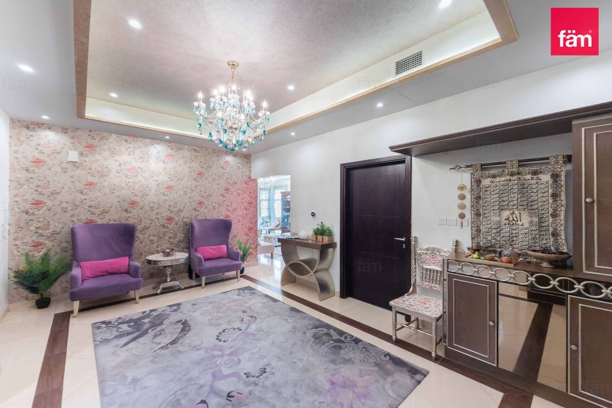 5 bedroom villa in Rahat, photograph 11 of 20