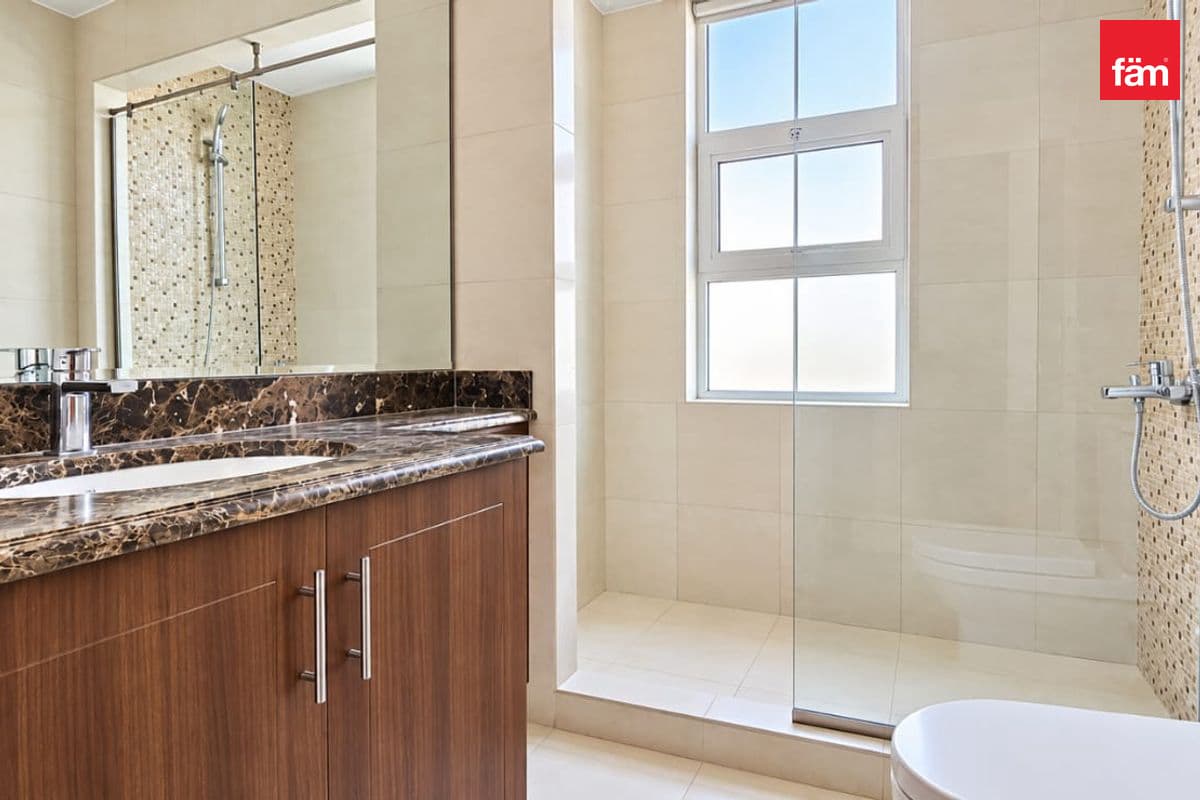 3 bedroom villa in Rahat, photograph 14 of 14