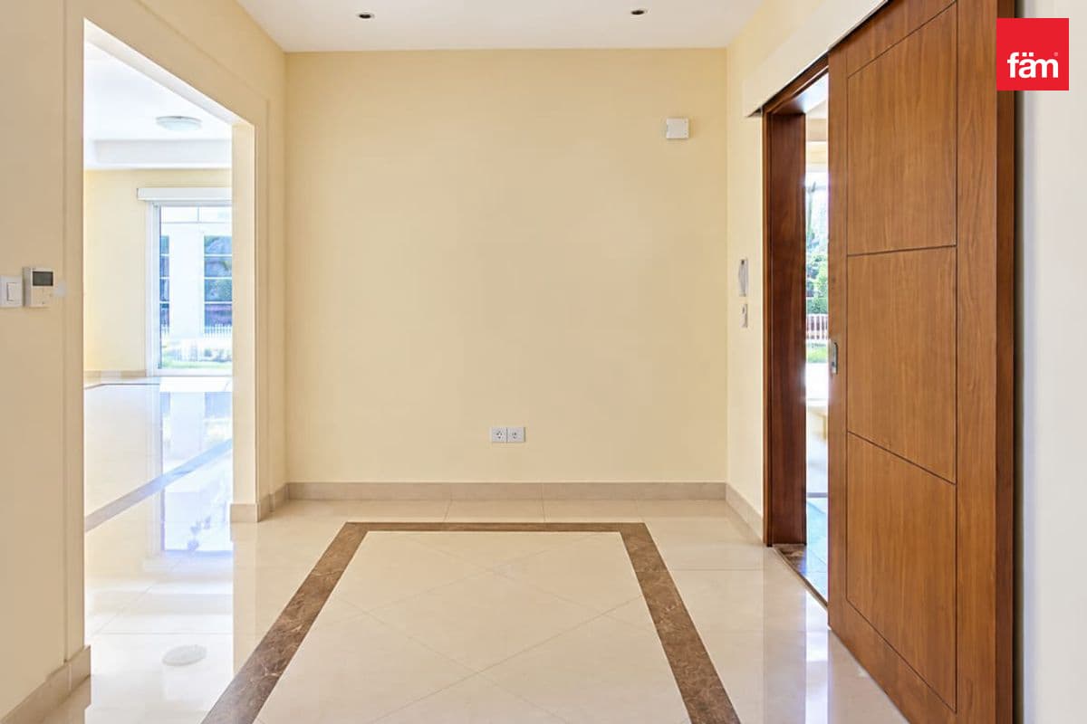 3 bedroom villa in Rahat, photograph 7 of 14