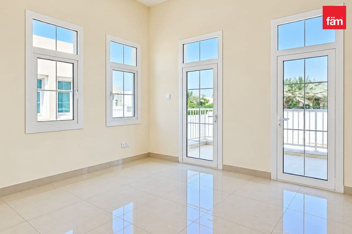 3 bedroom villa in Rahat, photograph 5 of 14