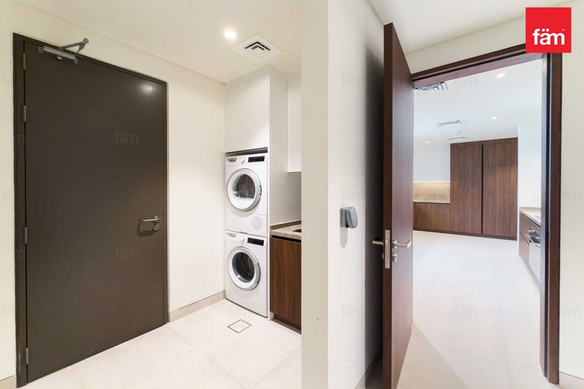 5 bedroom villa in Shamal Villas, photograph 12 of 20