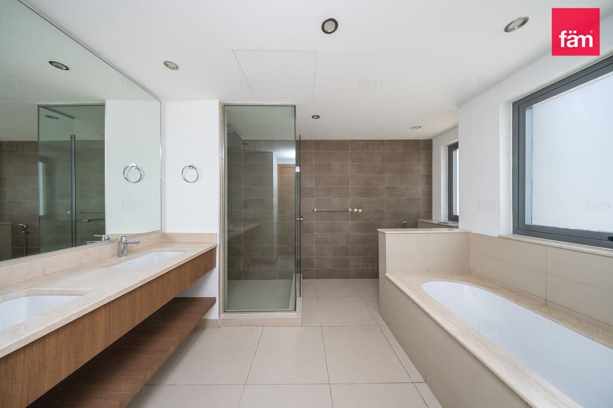 5 bedroom villa in Sidra Villas I, photograph 16 of 20