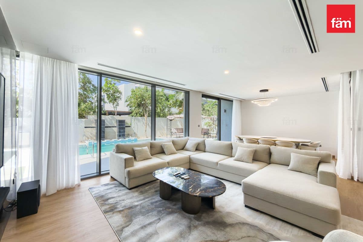 4 bedroom villa in Sidra Villas III, photograph 2 of 18