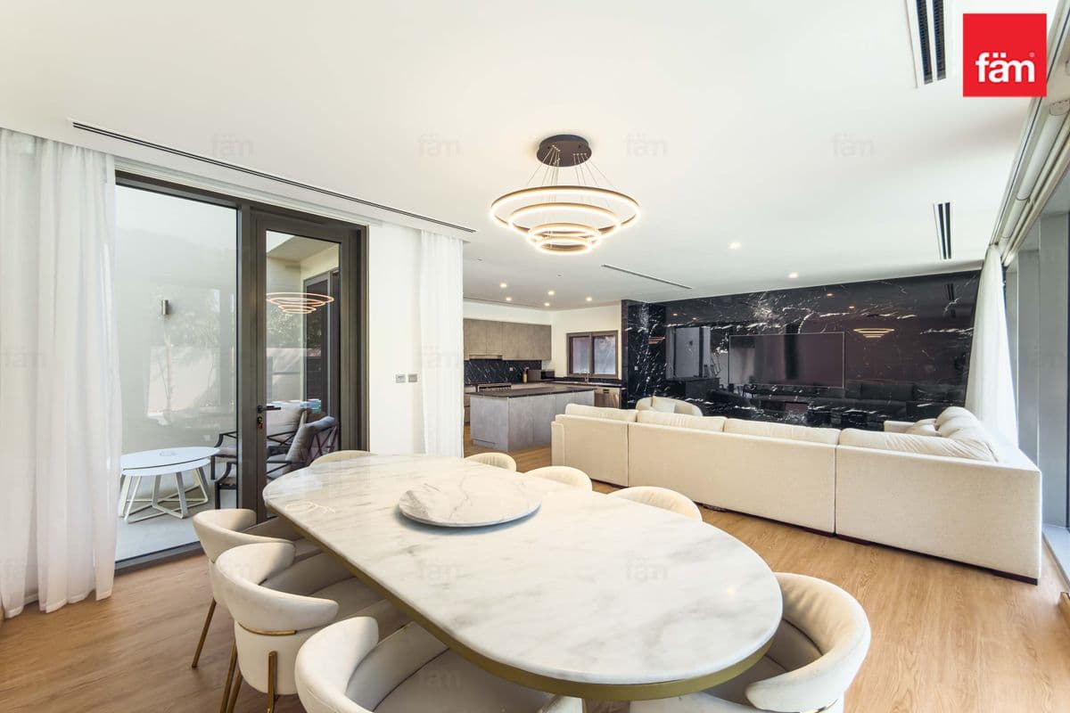 4 bedroom villa in Sidra Villas III, photograph 4 of 18