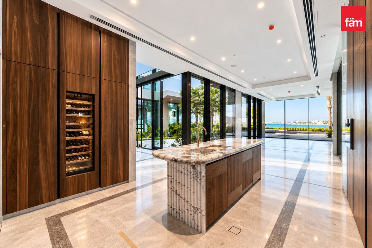 5 bedroom apartment in Six Senses Residences, photograph 6 of 15