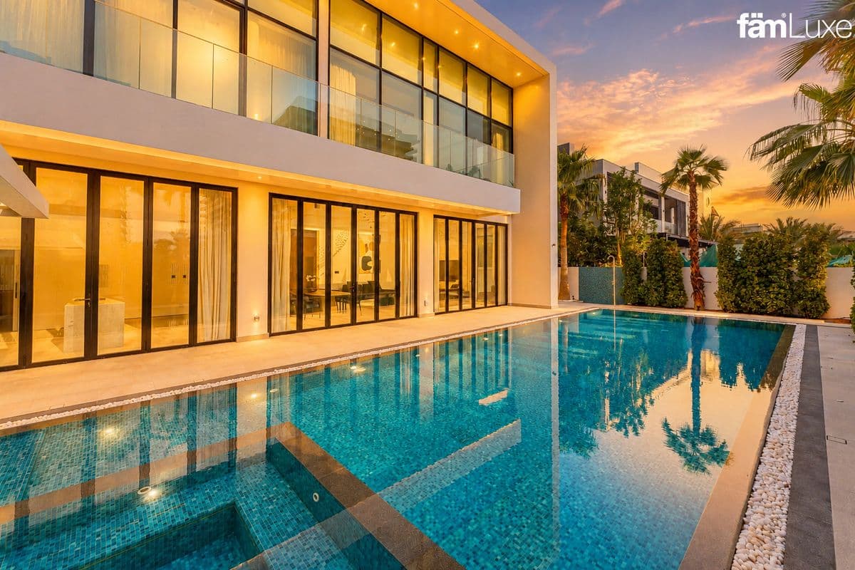 Villa in The Fairway