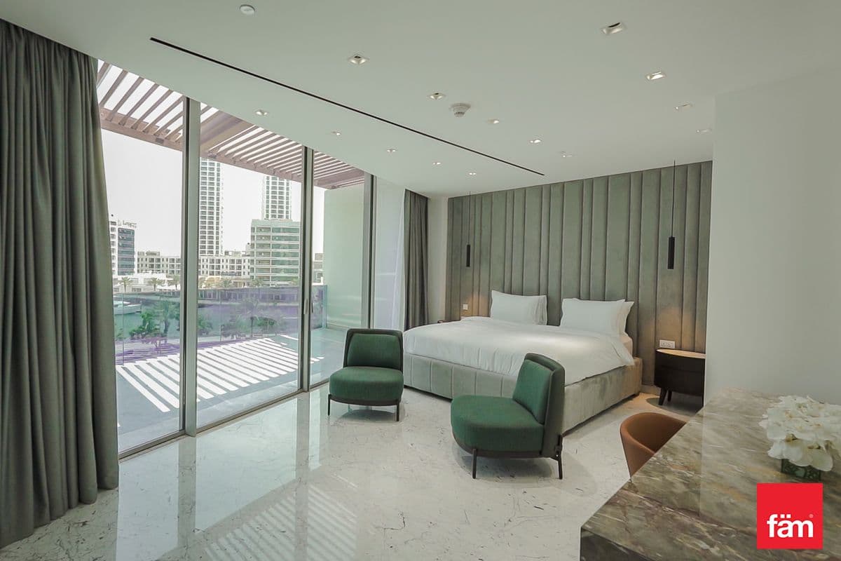 4 bedroom villa in The Jewel Tower B, photograph 14 of 20