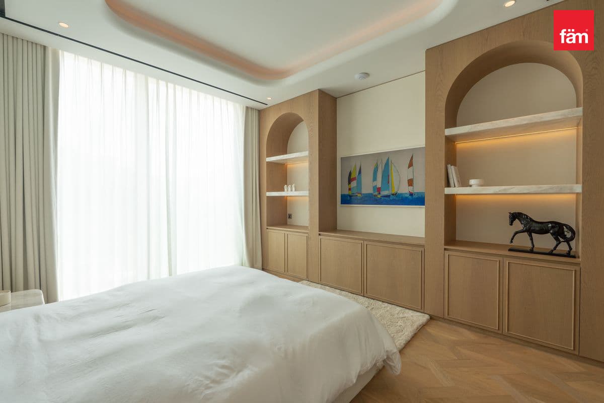 5 bedroom villa in The Parkway at Dubai Hills, photograph 13 of 20