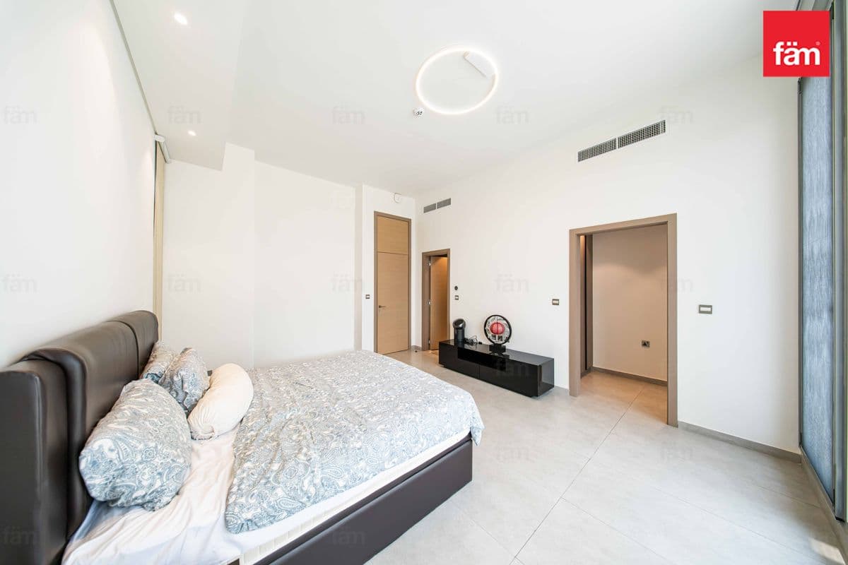 5 bedroom villa in Al Furjan West, photograph 14 of 20