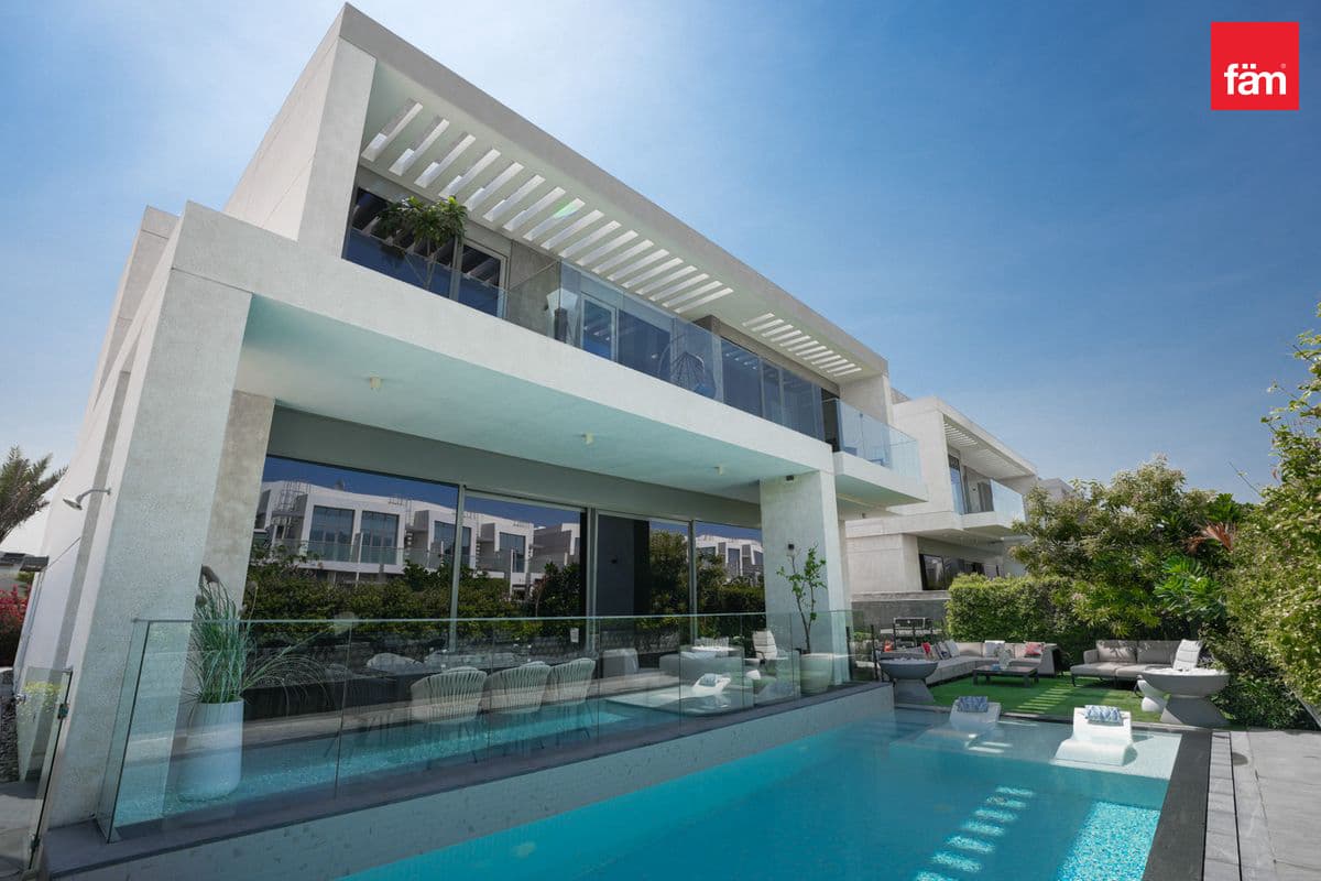 Must See | Private Elevator | Can Be 6 Bed