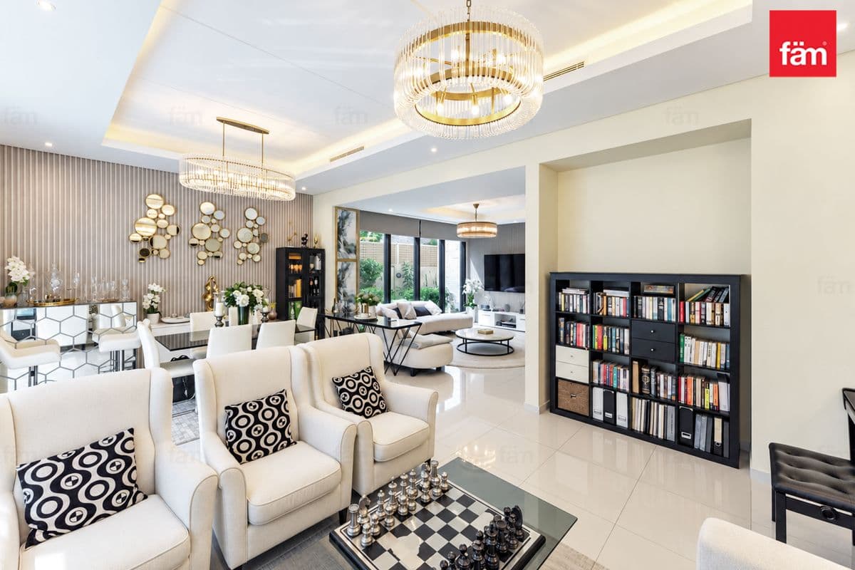 4 bedroom villa in Trinity, photograph 5 of 20