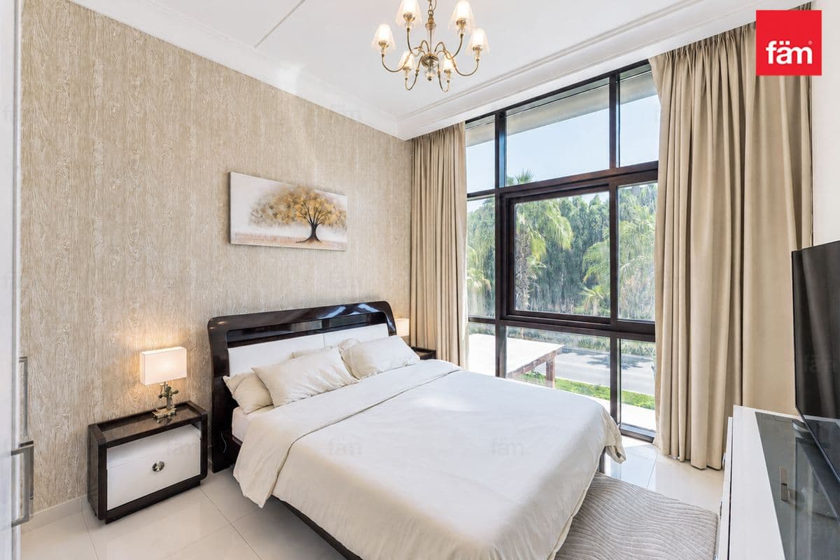 4 bedroom villa in Trinity, photograph 18 of 20