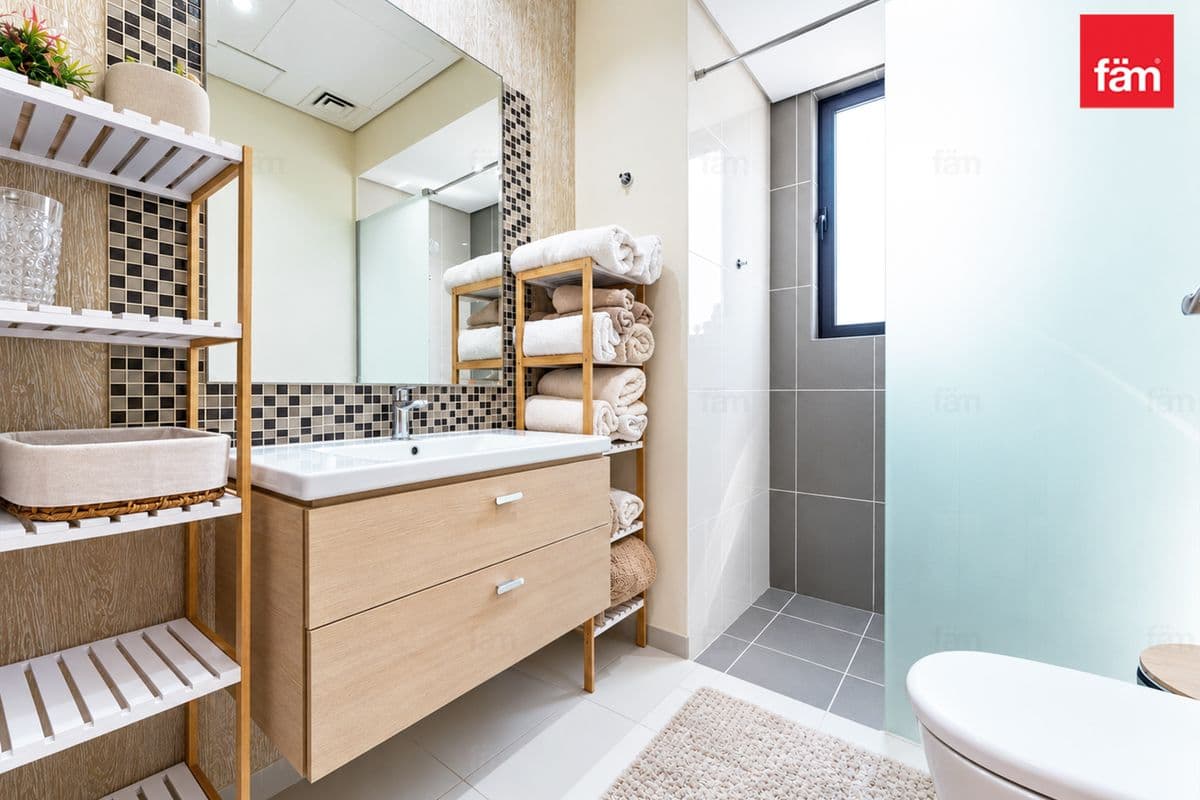 4 bedroom villa in Trinity, photograph 19 of 20