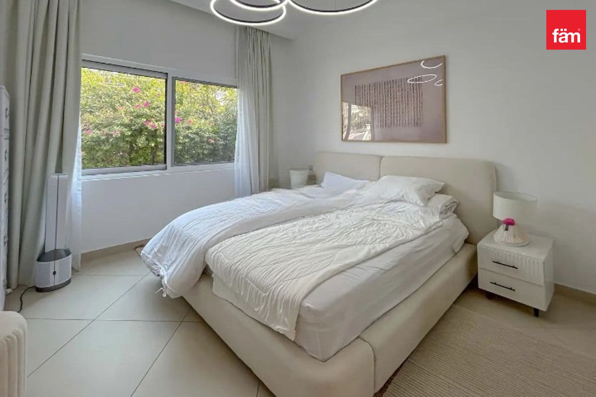 4 bedroom villa in Yasmin, photograph 4 of 11