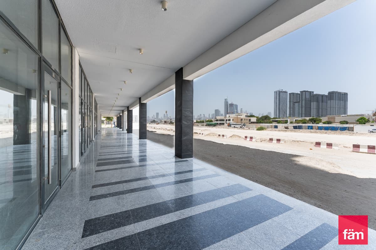 retail in Azizi Riviera 37, photograph 11 of 14