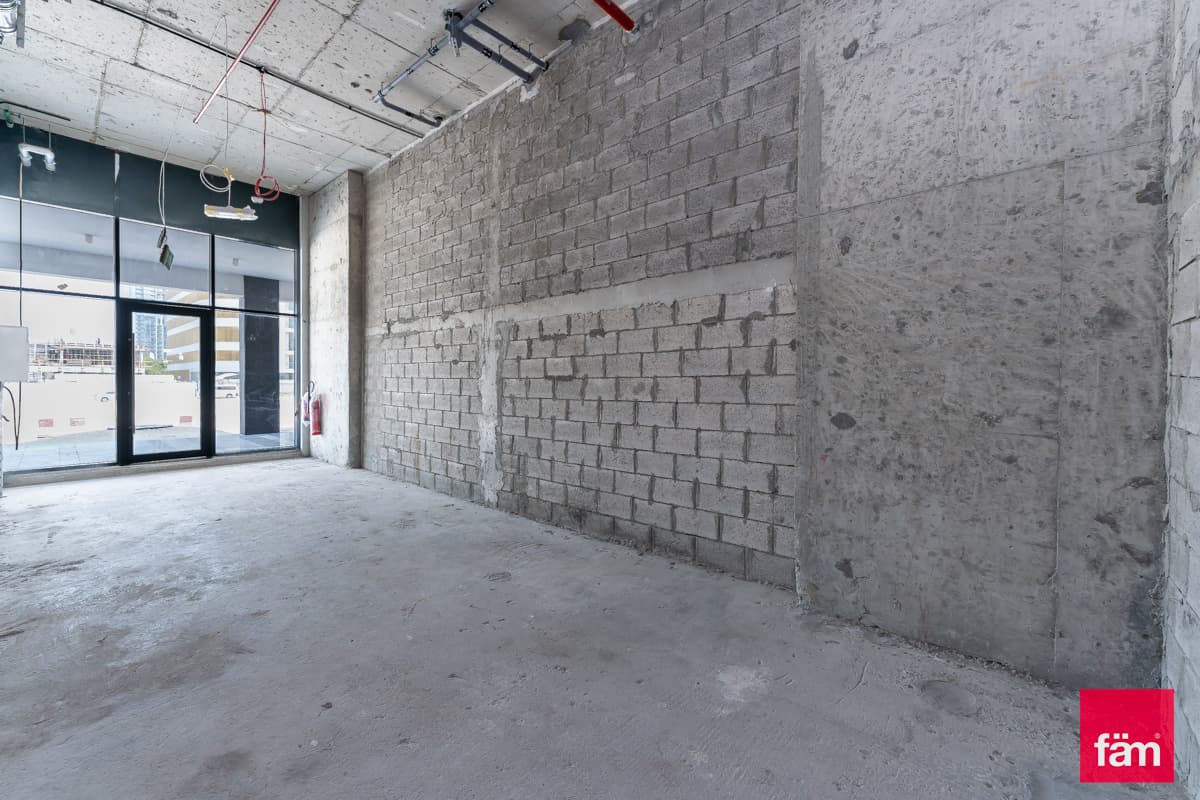 retail in Azizi Riviera 37, photograph 7 of 14