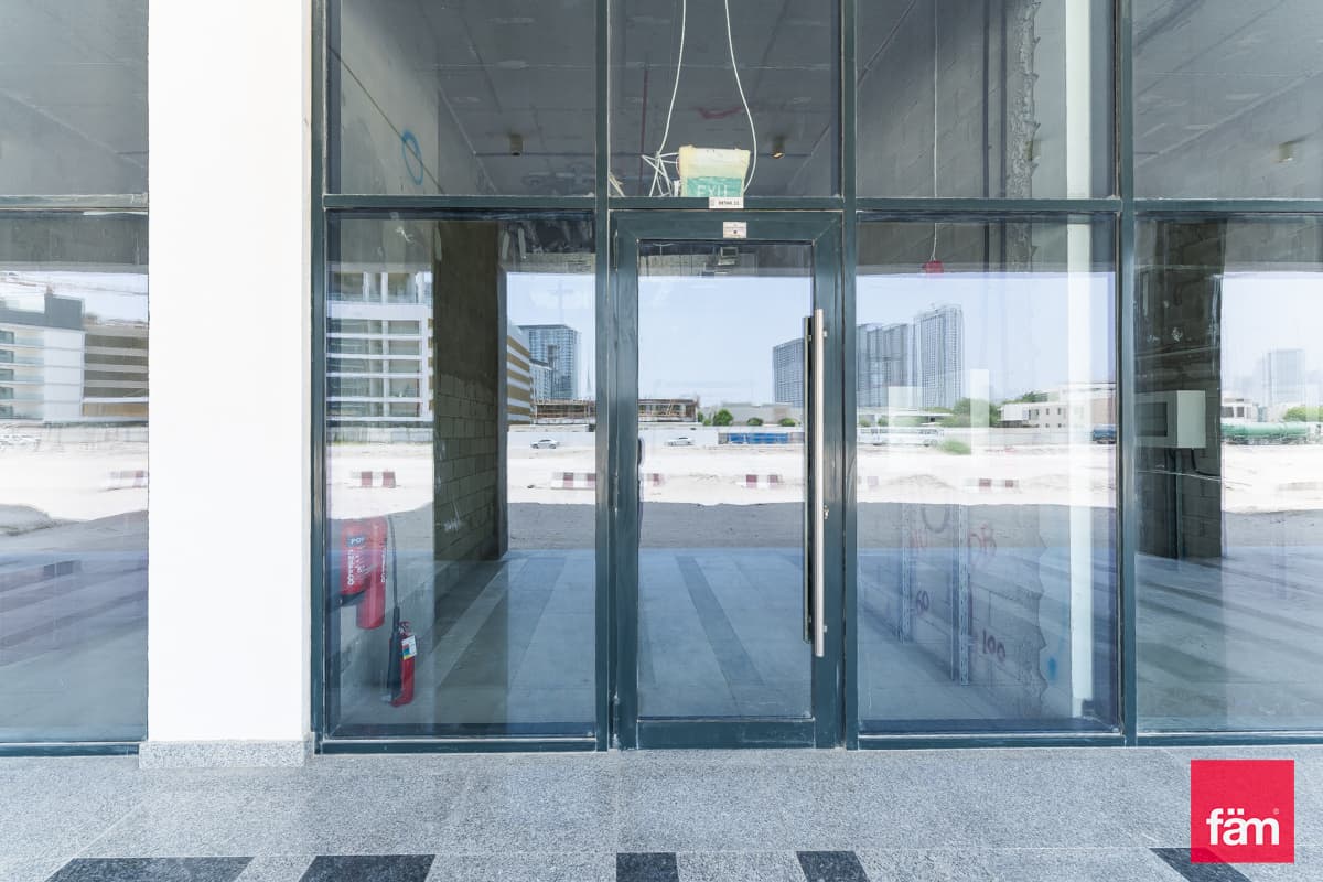 retail in Azizi Riviera 37, photograph 8 of 14