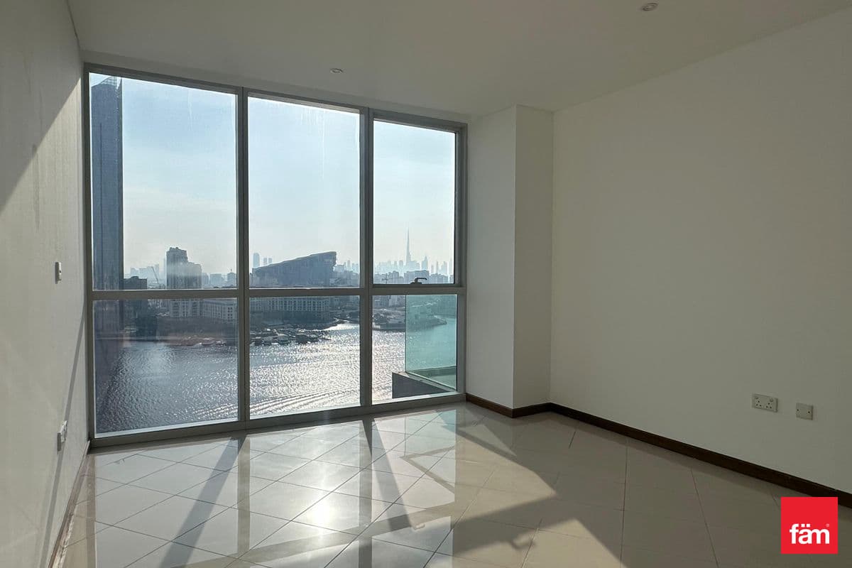 4 bedroom apartment in Marsa Plaza - South Tower, photograph 3 of 11