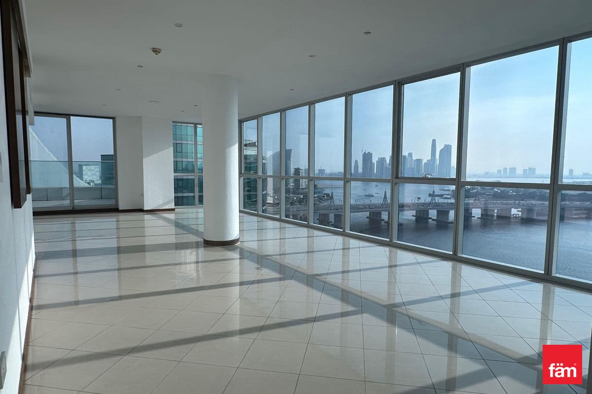 4 bedroom apartment in Marsa Plaza - South Tower, photograph 6 of 11
