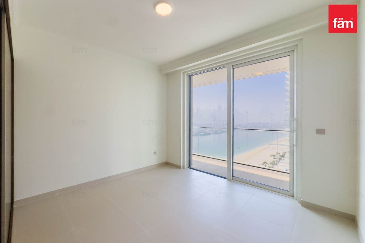 3 bedroom apartment in EB Palace Beach Residence Tower 1, photograph 18 of 20
