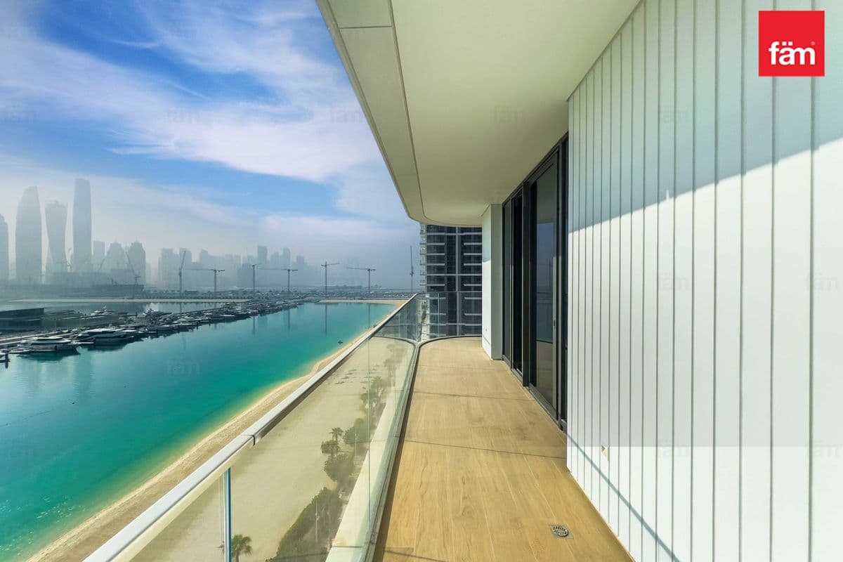 3 bedroom apartment in EB Palace Beach Residence Tower 1, photograph 2 of 20