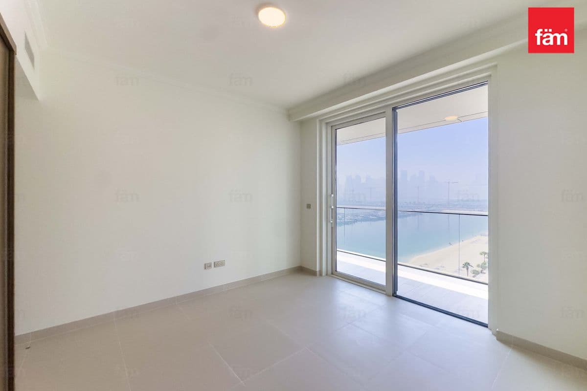 3 bedroom apartment in EB Palace Beach Residence Tower 1, photograph 10 of 20