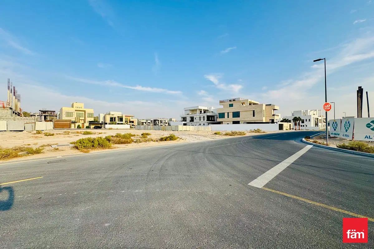 plot-residential in Nad Al Sheba Gardens, photograph 4 of 10